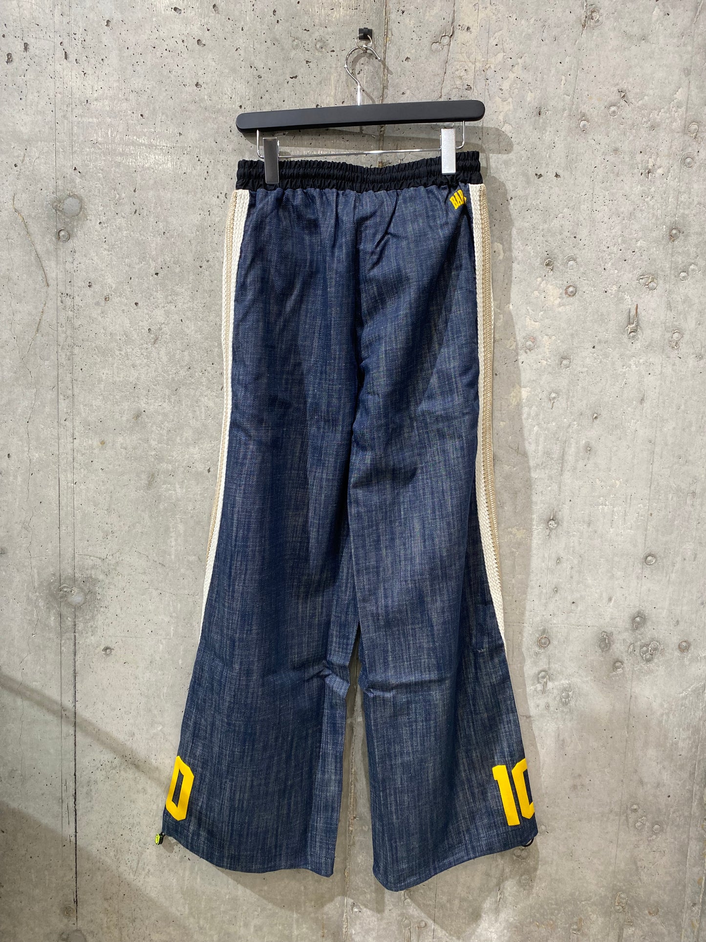 BARROW/トラックパンツ<S5BWUATH033>