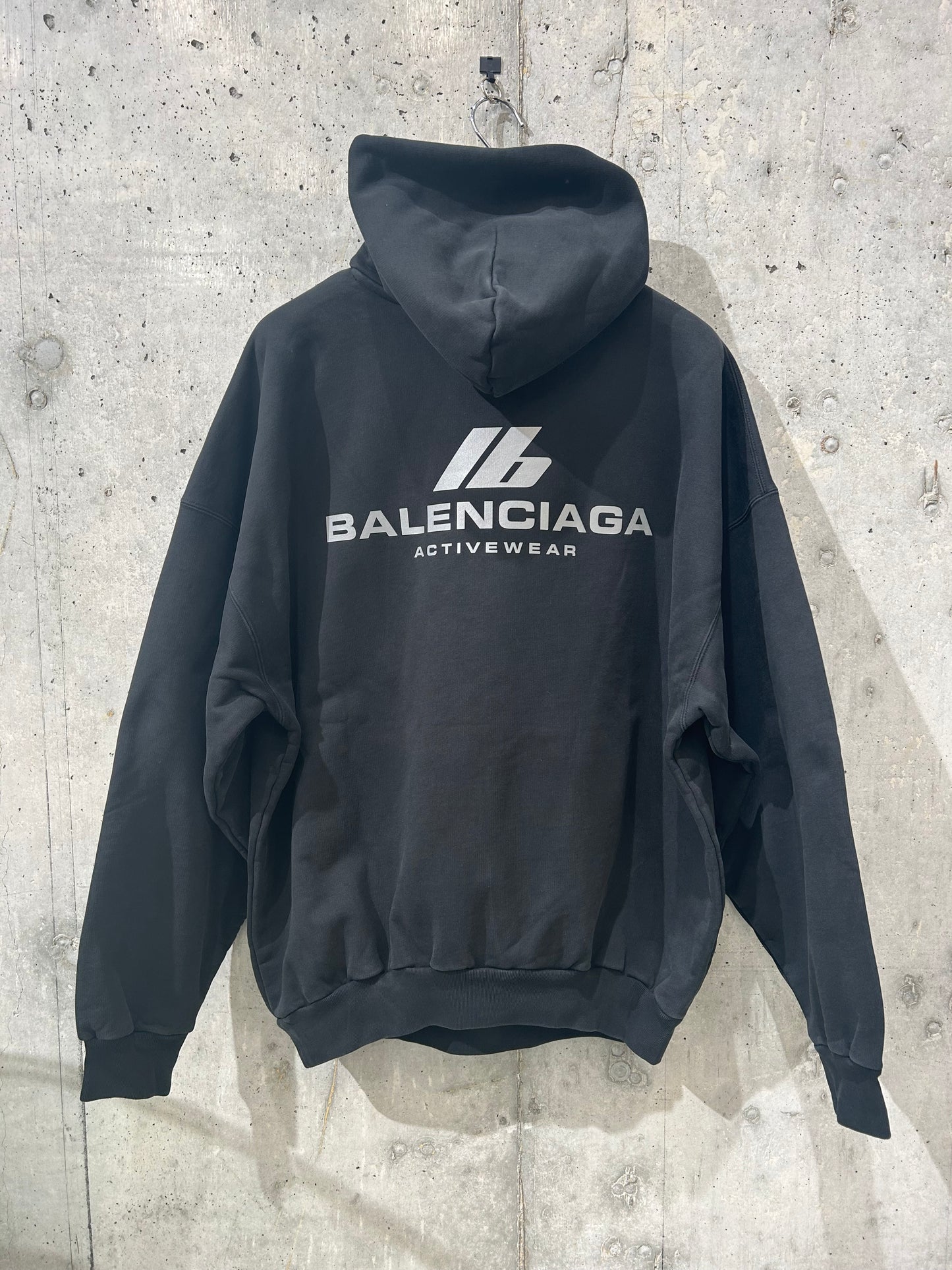 BALENCIAGA/パーカー/739024